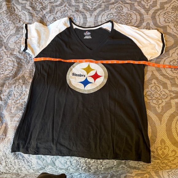 Steelers Black and White V-Neck T-Shirt Women’s XXL -Polanski - Picture 8 of 9
